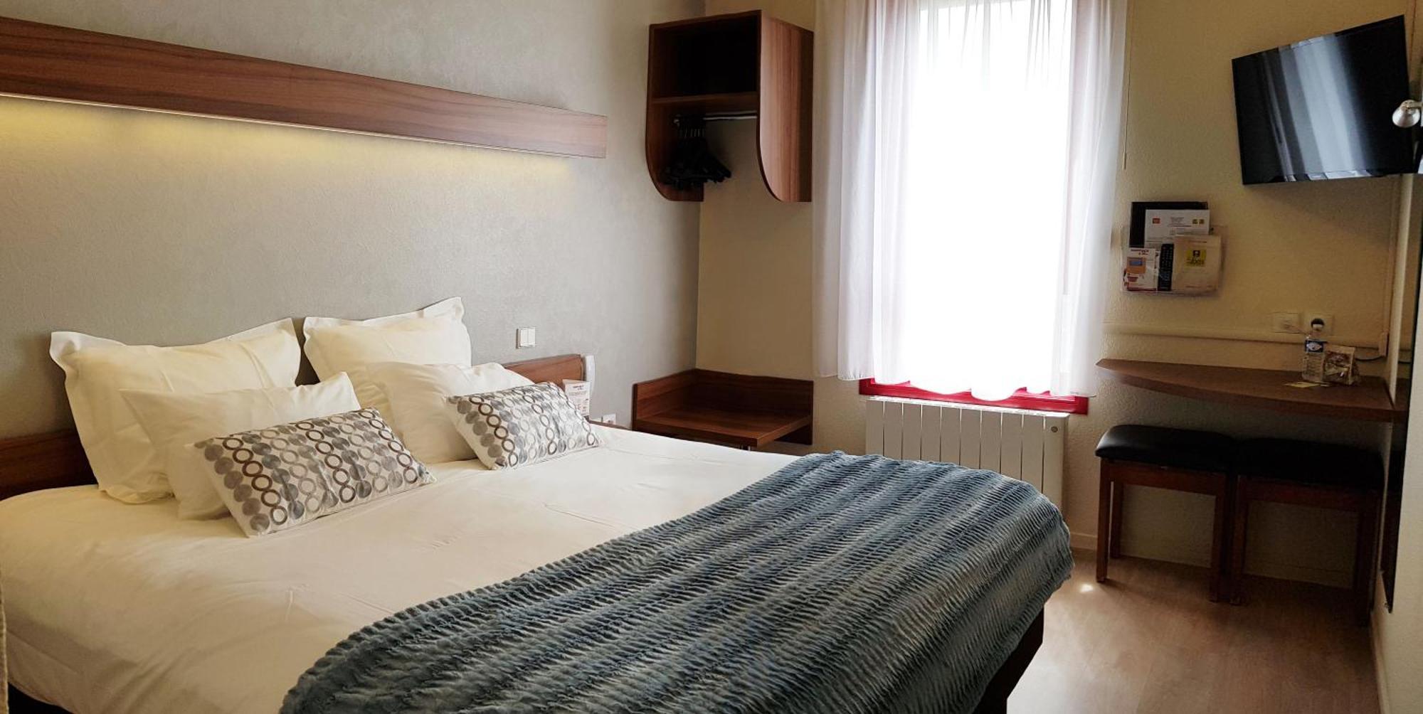Logis Hotel Restaurant Le Sainte Mere المظهر الخارجي الصورة