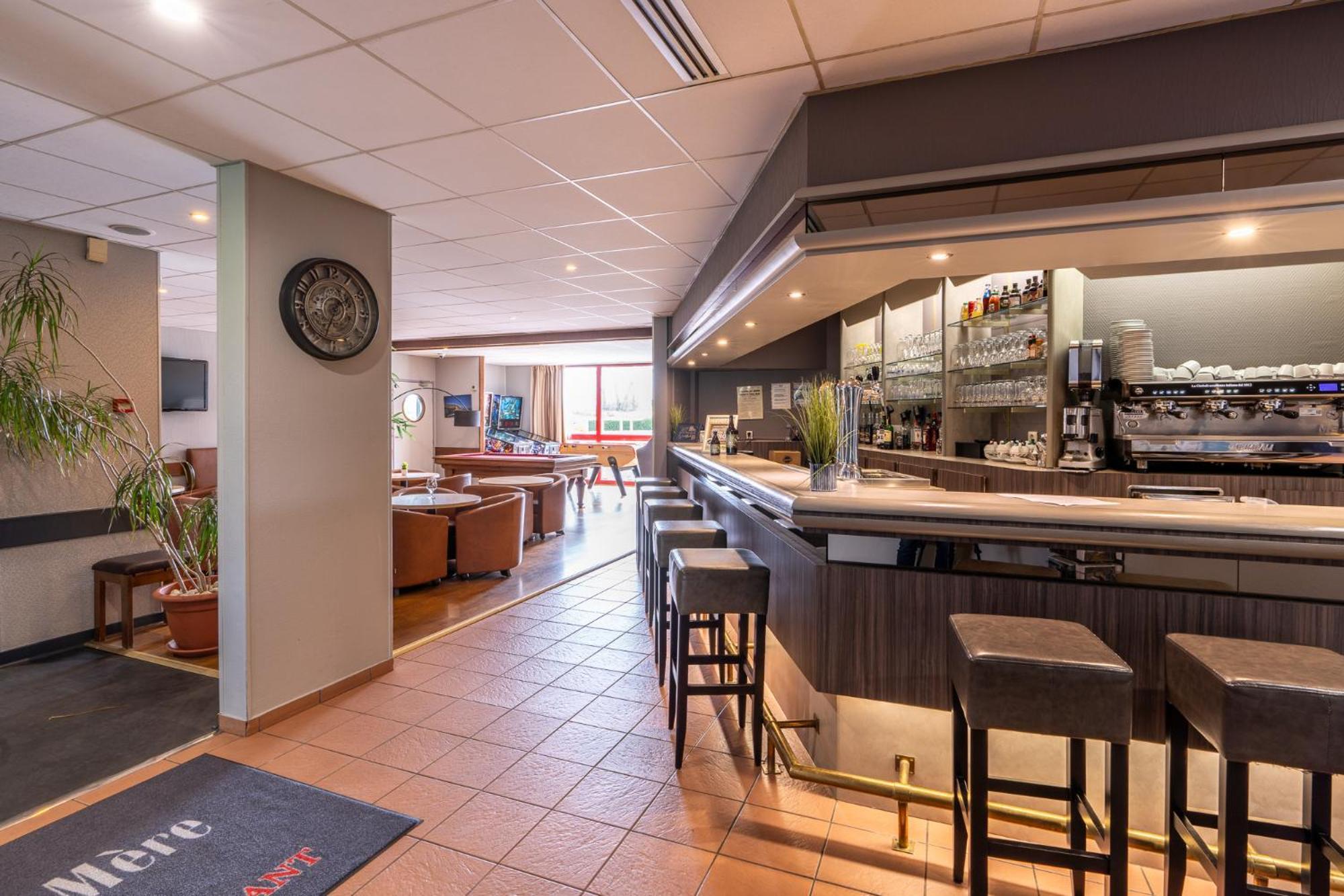 Logis Hotel Restaurant Le Sainte Mere المظهر الخارجي الصورة